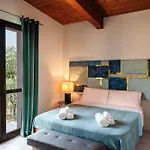 Villa Tra Colline Marchigiane - Sauna E Piscina